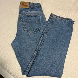 Orange Tab Vintage Levi’s Jeans Women’s size 32